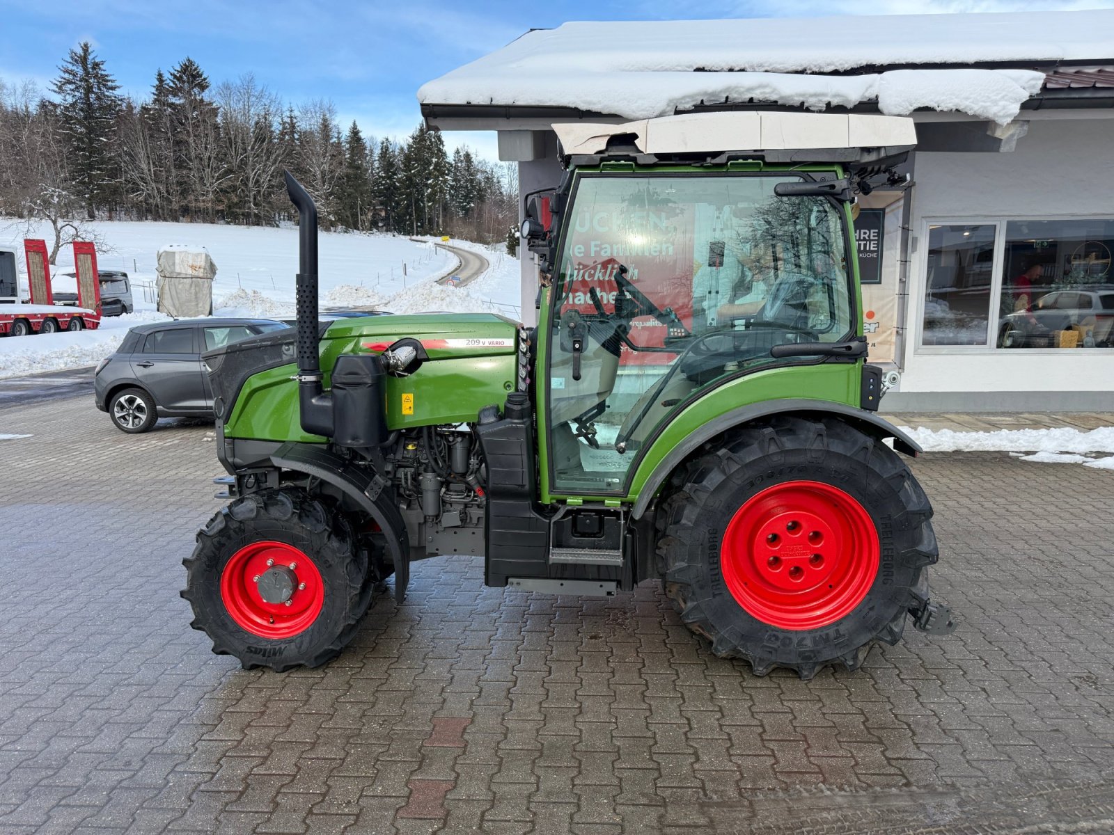 Schmalspurtraktor от тип Fendt 209 V Vario +Neu+  Unfallfahrzeug, Neumaschine в Neureichenau (Снимка 2)