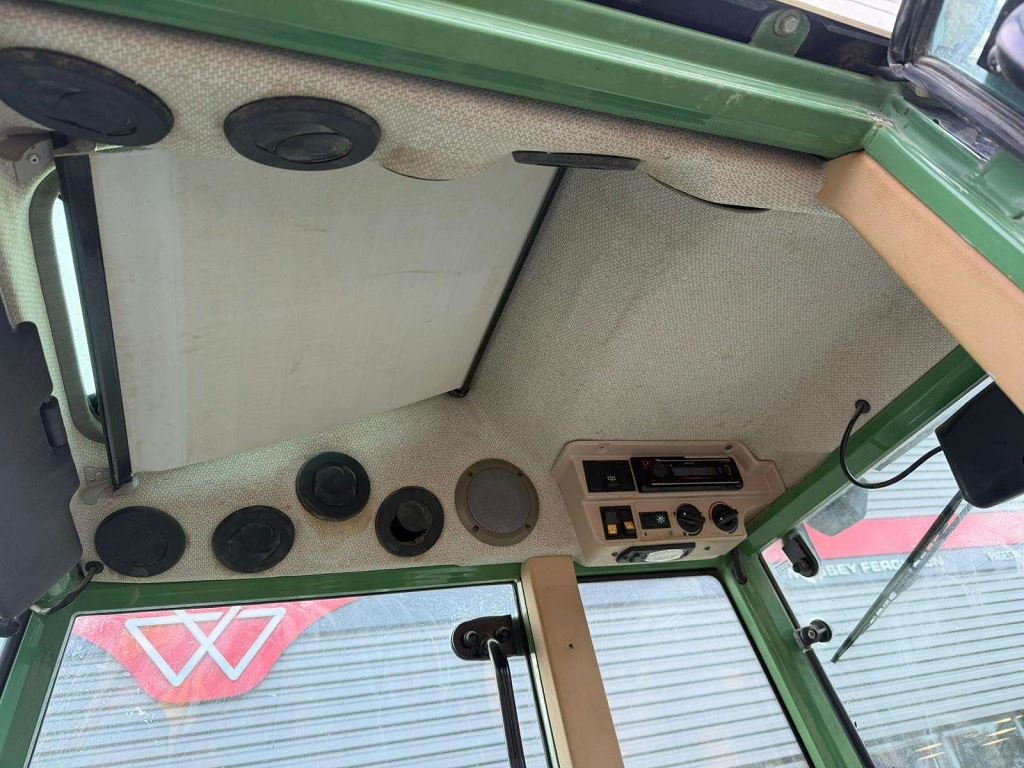 Schmalspurtraktor du type Fendt 209V, Gebrauchtmaschine en NOVES (Photo 8)