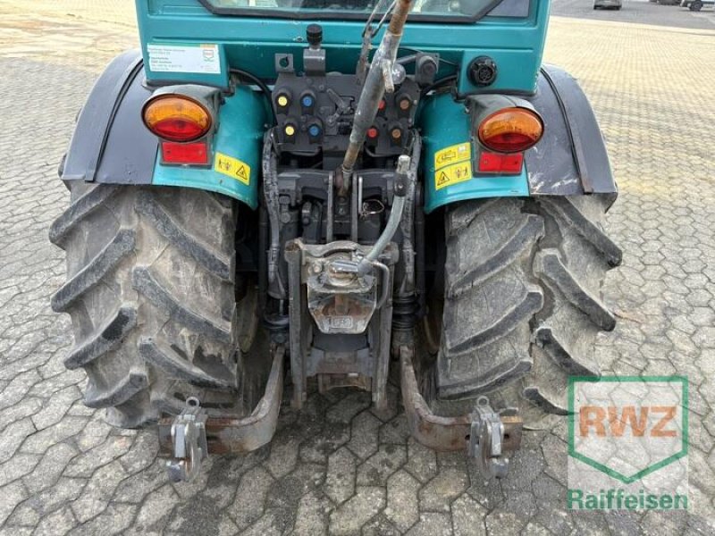 Schmalspurtraktor des Typs Fendt 210 V Vario, Gebrauchtmaschine in Kruft (Bild 4)