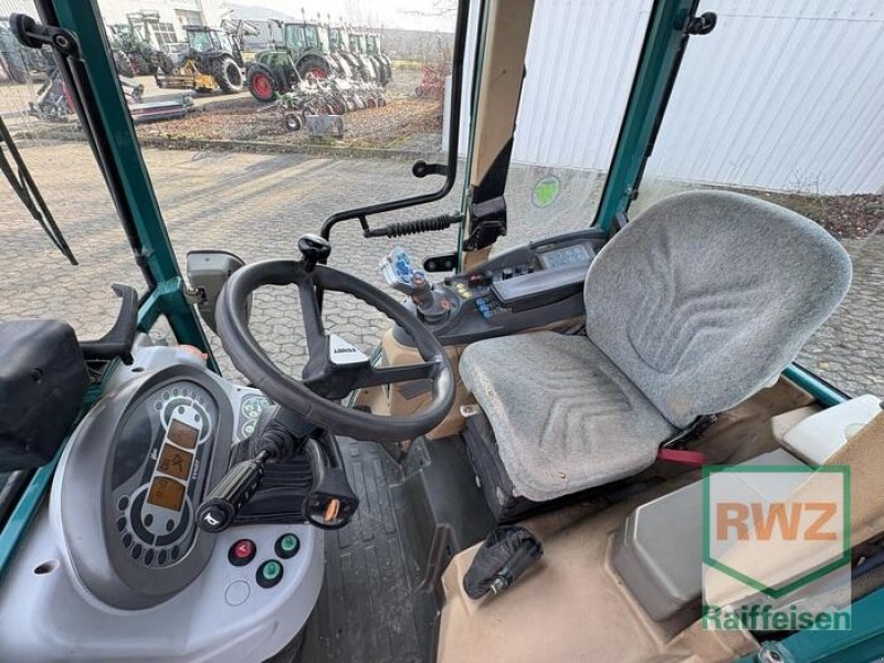 Schmalspurtraktor des Typs Fendt 210 V Vario, Gebrauchtmaschine in Kruft (Bild 9)