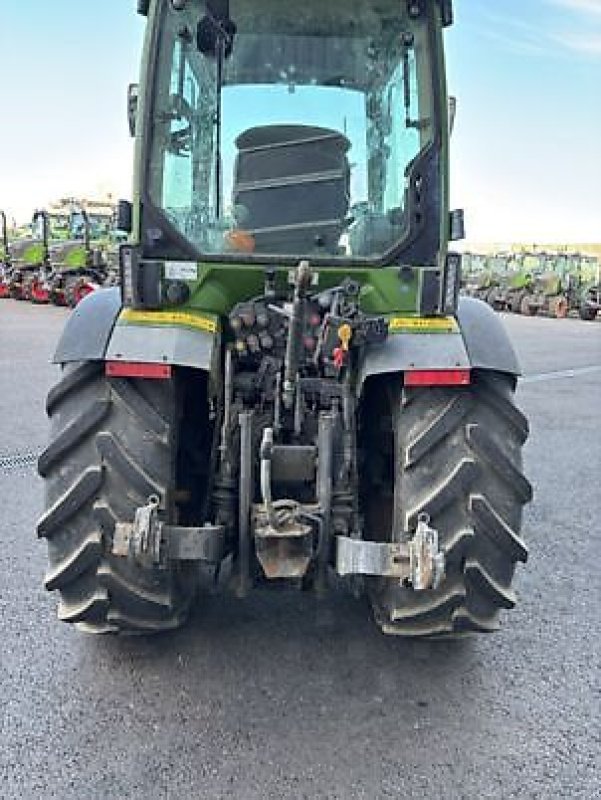 Schmalspurtraktor типа Fendt 210 V, Gebrauchtmaschine в Carcassonne (Фотография 9)