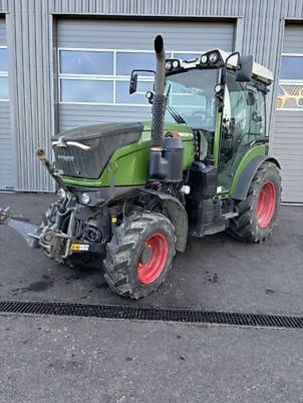 Schmalspurtraktor типа Fendt 210 V, Gebrauchtmaschine в Carcassonne (Фотография 1)