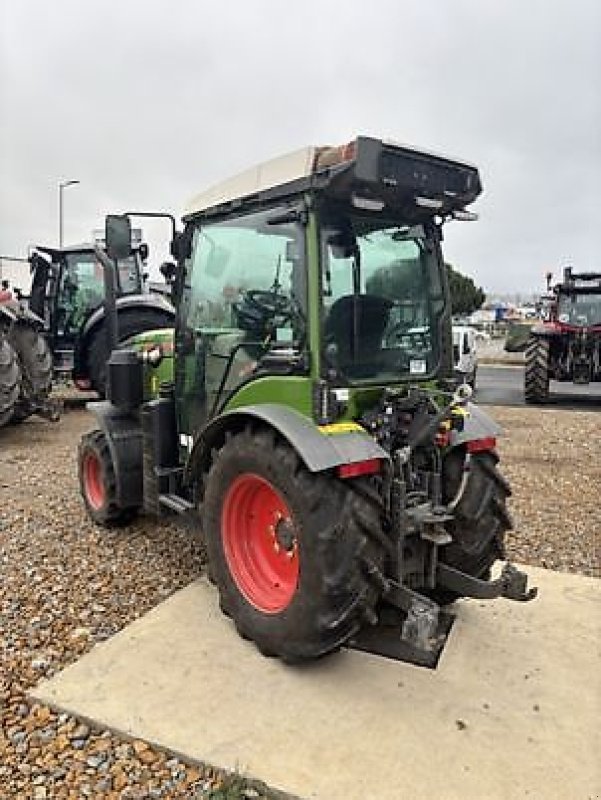 Schmalspurtraktor of the type Fendt 210 V, Gebrauchtmaschine in Carcassonne (Picture 7)