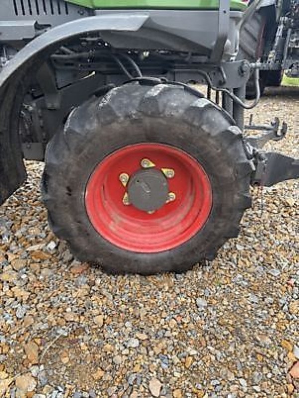 Schmalspurtraktor of the type Fendt 210 V, Gebrauchtmaschine in Carcassonne (Picture 9)