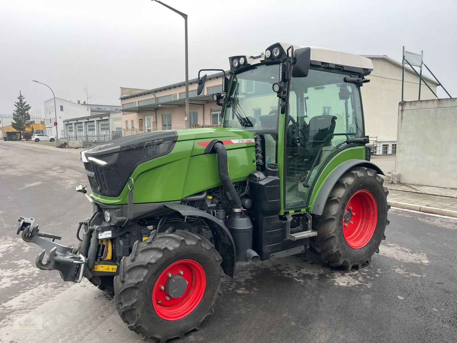 Schmalspurtraktor des Typs Fendt 210 VA Vario, Gebrauchtmaschine in Bad Leonfelden (Bild 1)