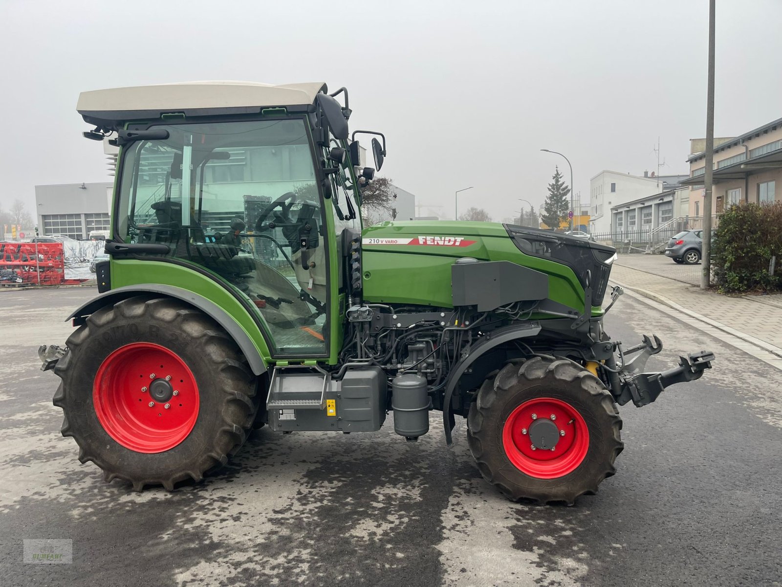 Schmalspurtraktor des Typs Fendt 210 VA Vario, Gebrauchtmaschine in Bad Leonfelden (Bild 7)
