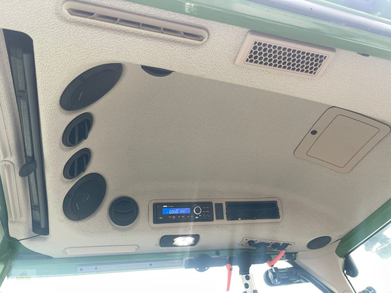 Schmalspurtraktor des Typs Fendt 210 VA Vario, Gebrauchtmaschine in Bad Leonfelden (Bild 10)