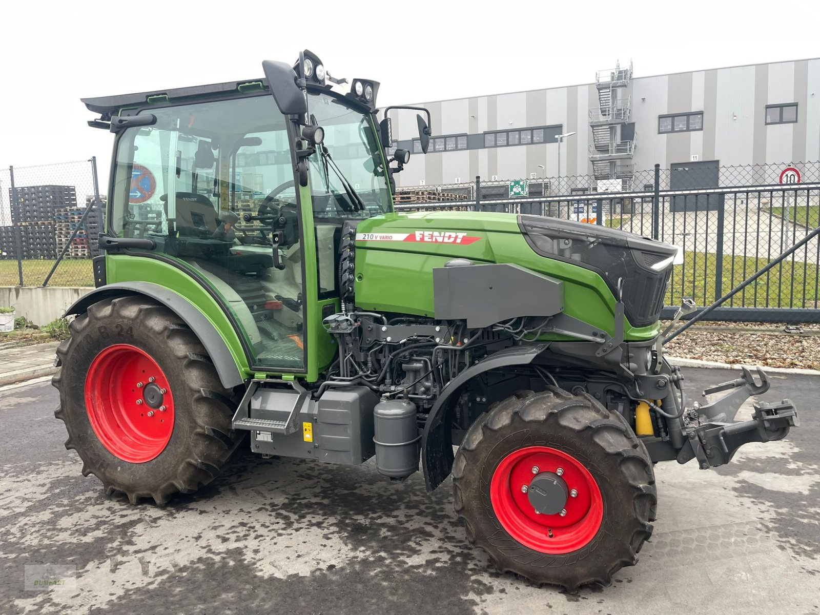 Schmalspurtraktor des Typs Fendt 210 VA Vario, Gebrauchtmaschine in Bad Leonfelden (Bild 14)