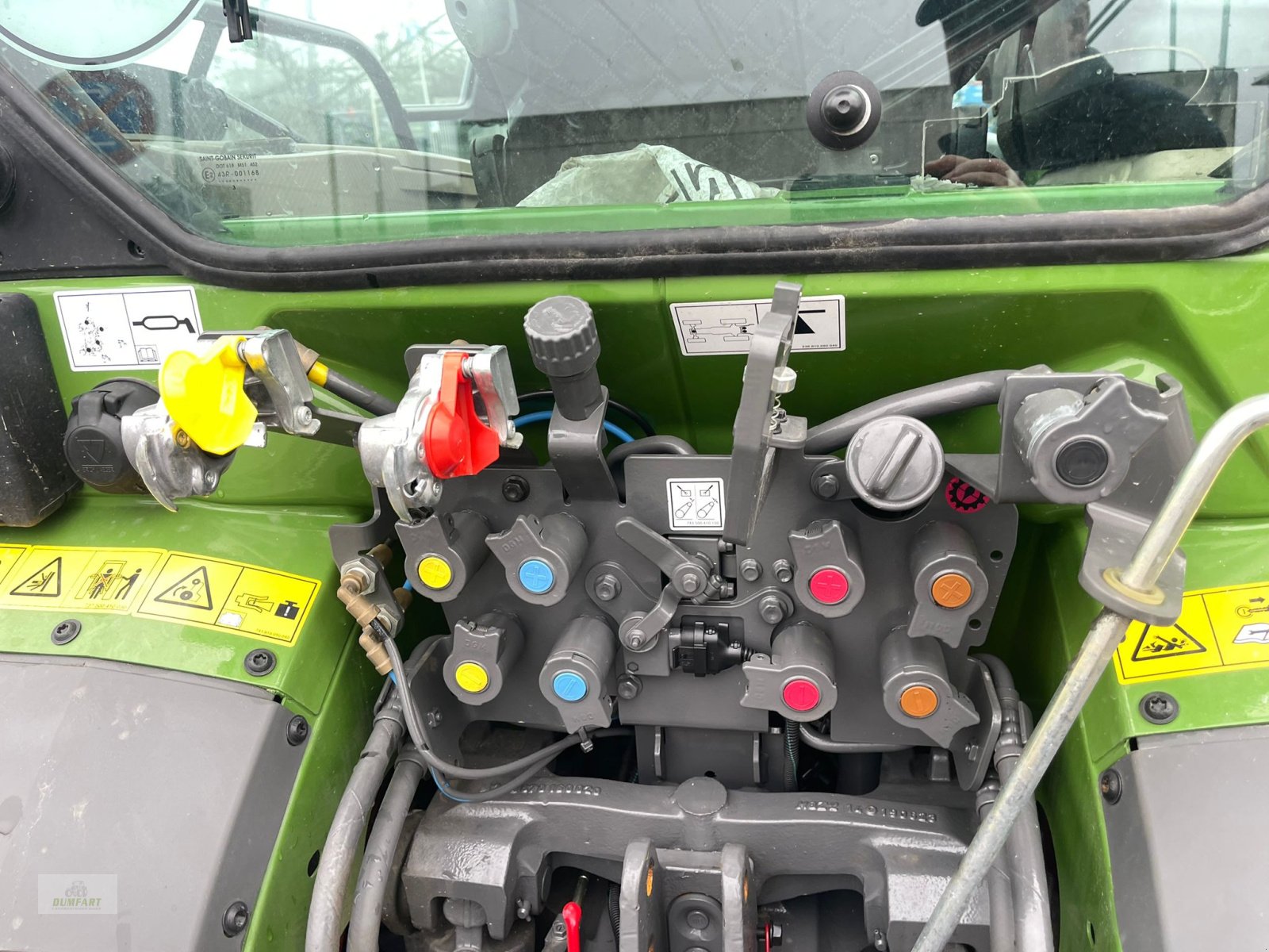Schmalspurtraktor des Typs Fendt 210 VA Vario, Gebrauchtmaschine in Bad Leonfelden (Bild 17)