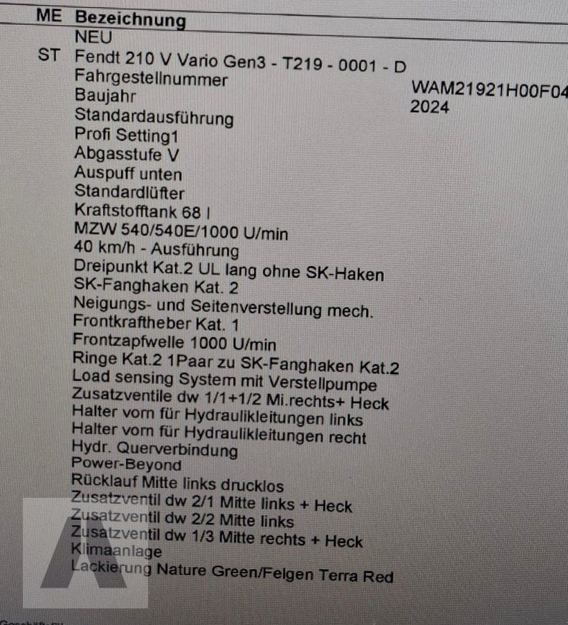 Schmalspurtraktor des Typs Fendt 210 Vario V, Gebrauchtmaschine in Regensburg (Bild 2)