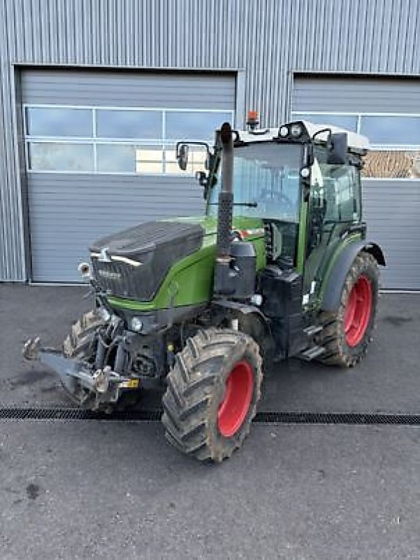 Schmalspurtraktor typu Fendt 210F PROFI, Gebrauchtmaschine v Carcassonne (Obrázek 1)