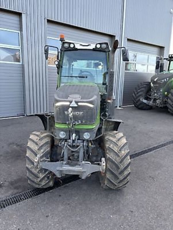 Schmalspurtraktor typu Fendt 210F PROFI, Gebrauchtmaschine v Carcassonne (Obrázek 3)