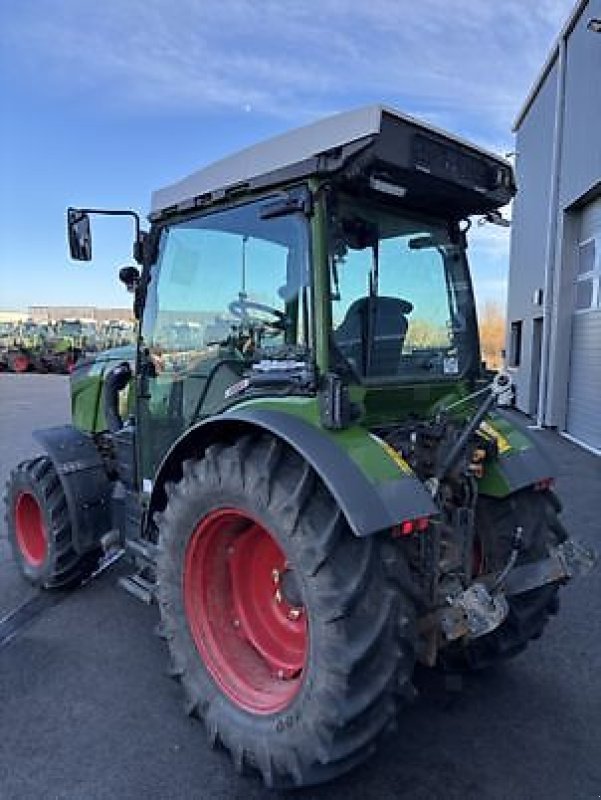 Schmalspurtraktor типа Fendt 210F PROFI, Gebrauchtmaschine в Carcassonne (Фотография 4)