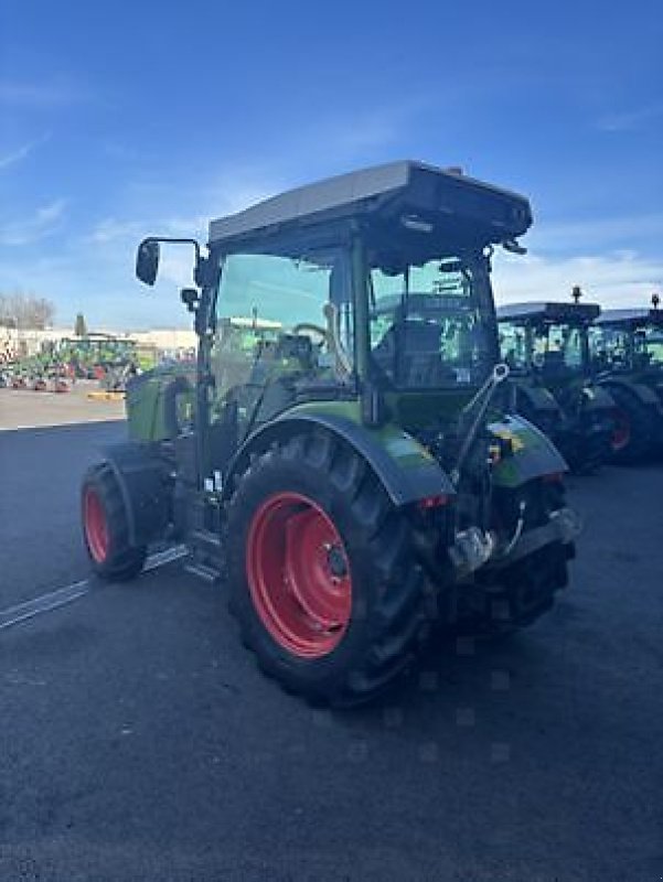 Schmalspurtraktor za tip Fendt 210F PROFI, Gebrauchtmaschine u Carcassonne (Slika 7)