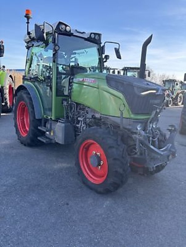 Schmalspurtraktor za tip Fendt 210F PROFI, Gebrauchtmaschine u Carcassonne (Slika 2)