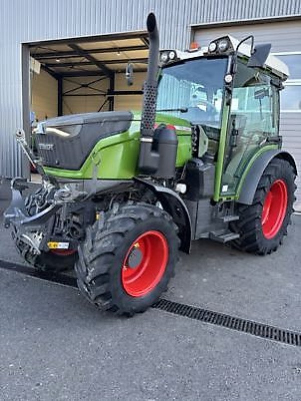 Schmalspurtraktor del tipo Fendt 210F PROFI, Gebrauchtmaschine en Carcassonne (Imagen 1)
