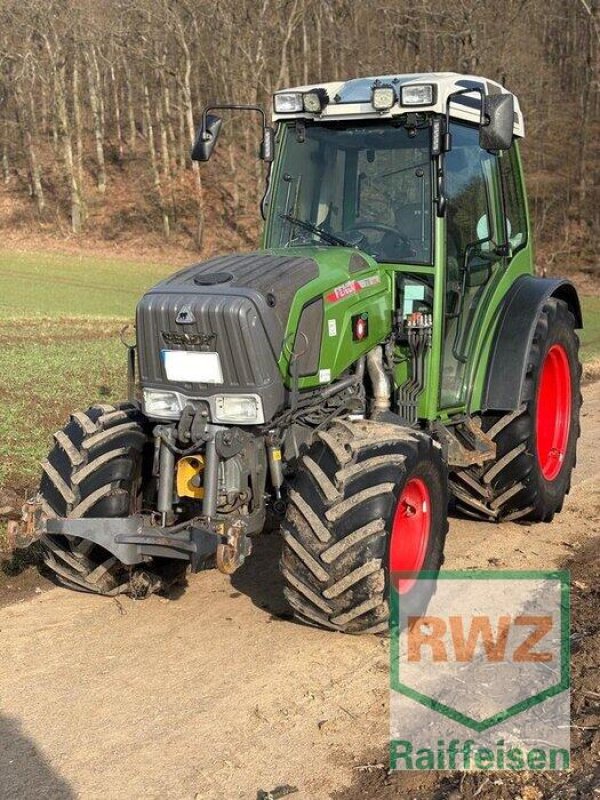 Schmalspurtraktor типа Fendt 210F, Gebrauchtmaschine в Saulheim (Фотография 9)