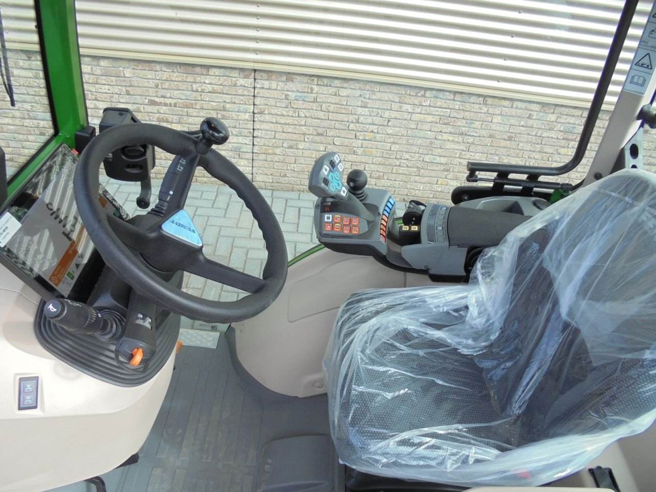 Schmalspurtraktor typu Fendt 210va vario gen3 209-211, Gebrauchtmaschine v Houten (Obrázek 8)