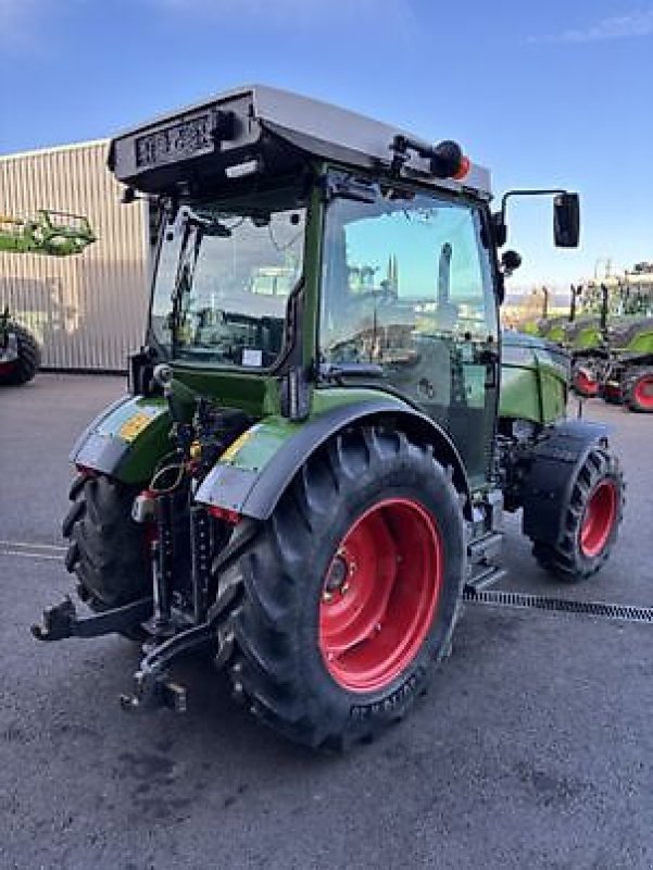 Schmalspurtraktor του τύπου Fendt 211F, Gebrauchtmaschine σε Carcassonne (Φωτογραφία 4)