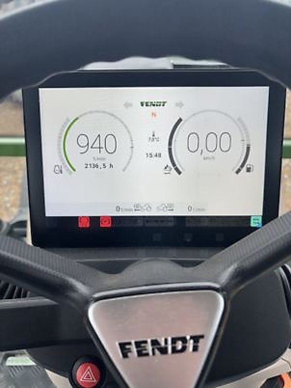 Schmalspurtraktor of the type Fendt 211F, Gebrauchtmaschine in Carcassonne (Picture 14)