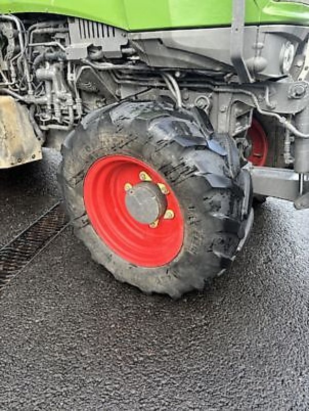 Schmalspurtraktor typu Fendt 211V, Gebrauchtmaschine v Carcassonne (Obrázek 9)