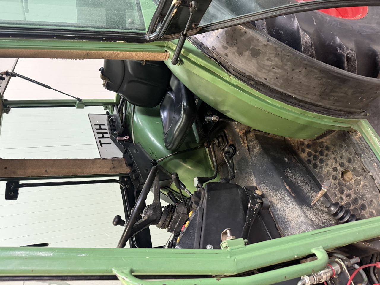 Schmalspurtraktor del tipo Fendt 275, Gebrauchtmaschine en Wadenoijen (Imagen 3)