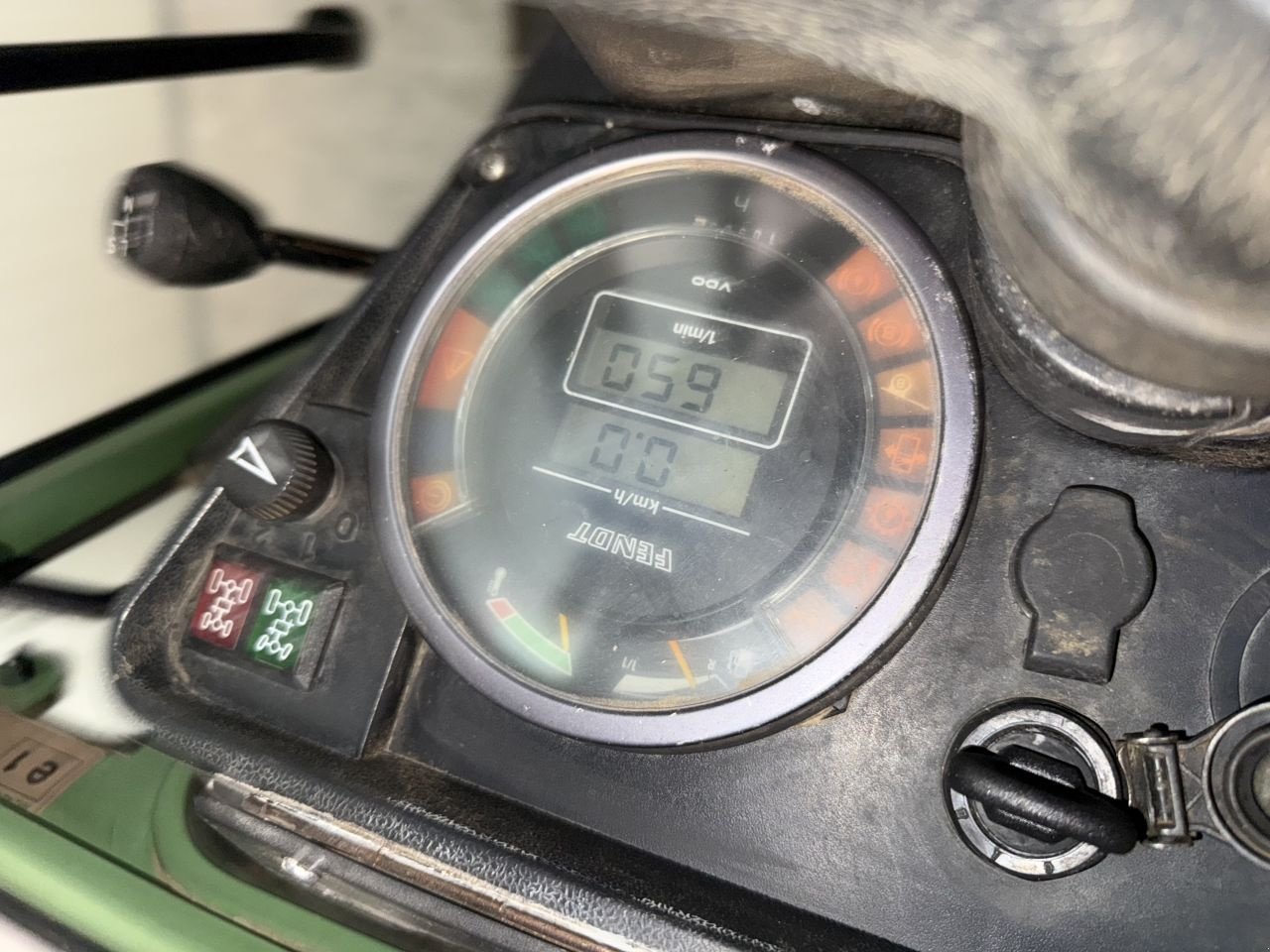 Schmalspurtraktor del tipo Fendt 275, Gebrauchtmaschine en Wadenoijen (Imagen 4)