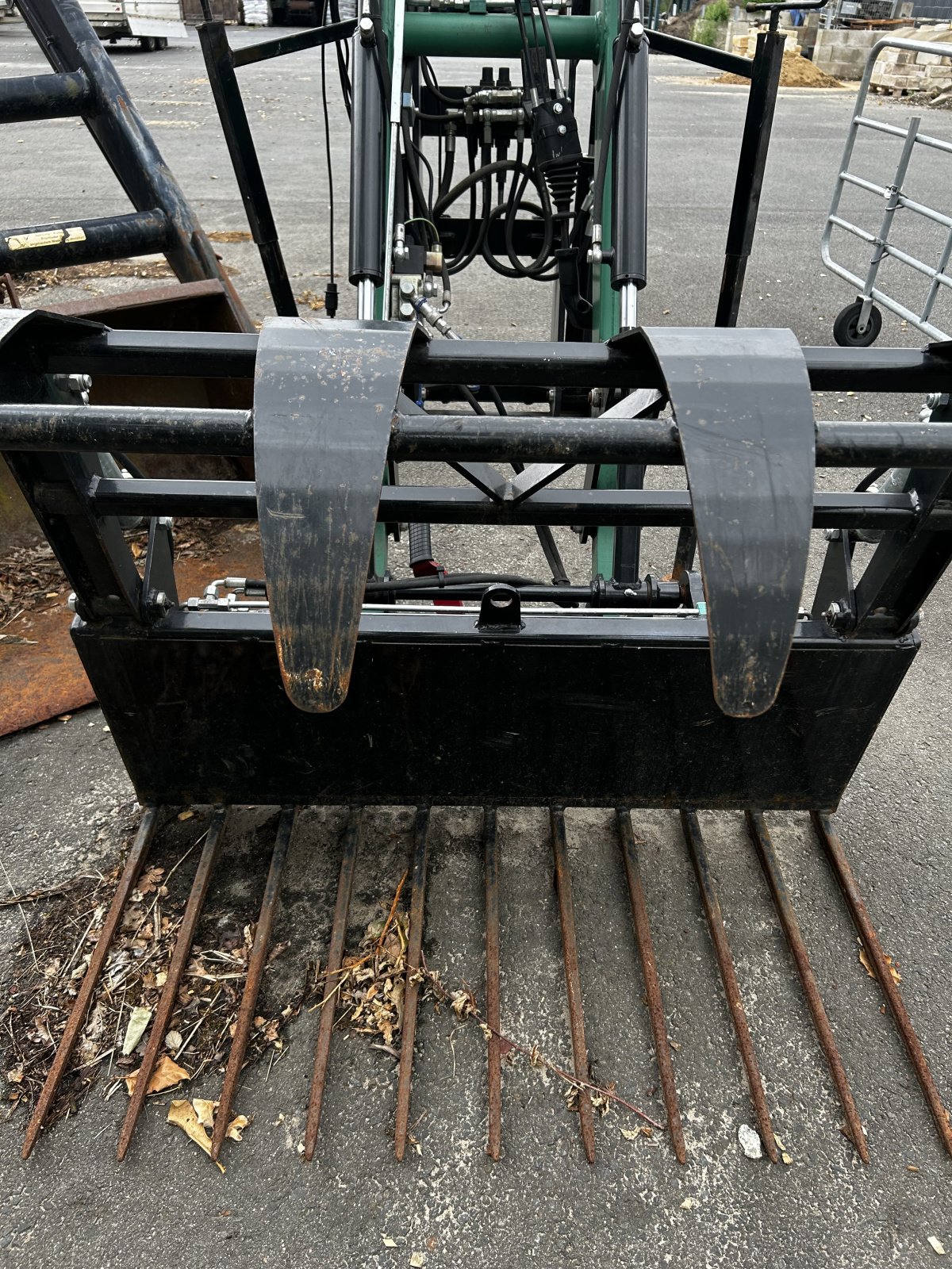 Schmalspurtraktor des Typs Ferrari 80 AR, Gebrauchtmaschine in Braunschweig (Bild 3)