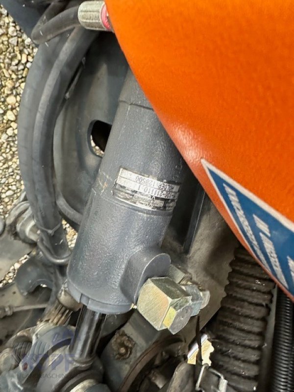 Schmalspurtraktor des Typs Holder Weinbautraktor Holder M4.74 / M 480 Joystick u. Funksteuerung, Gebrauchtmaschine in Schutterzell (Bild 5)