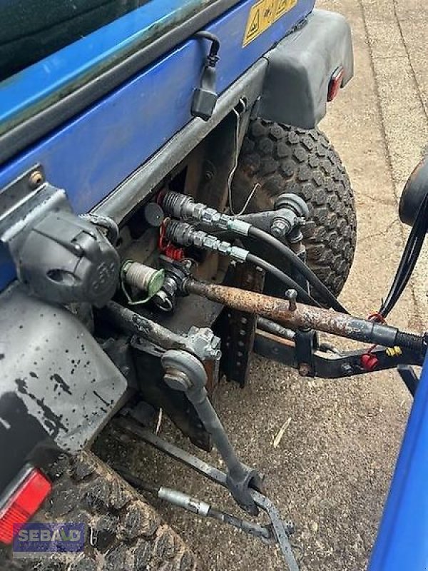 Schmalspurtraktor des Typs Iseki TM 3267 AHLK, Gebrauchtmaschine in Zweibrücken (Bild 12)