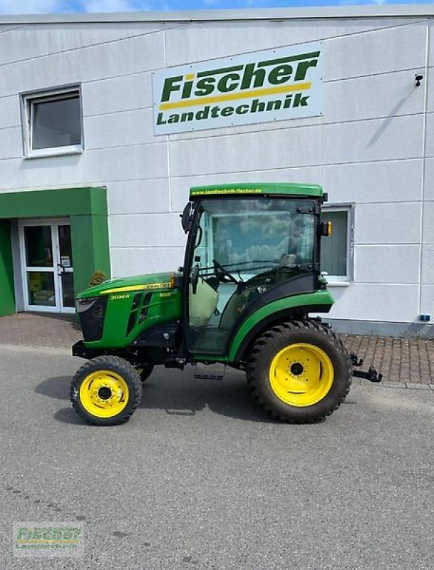 Schmalspurtraktor des Typs John Deere 2038R, Neumaschine in Kroppach (Bild 9)