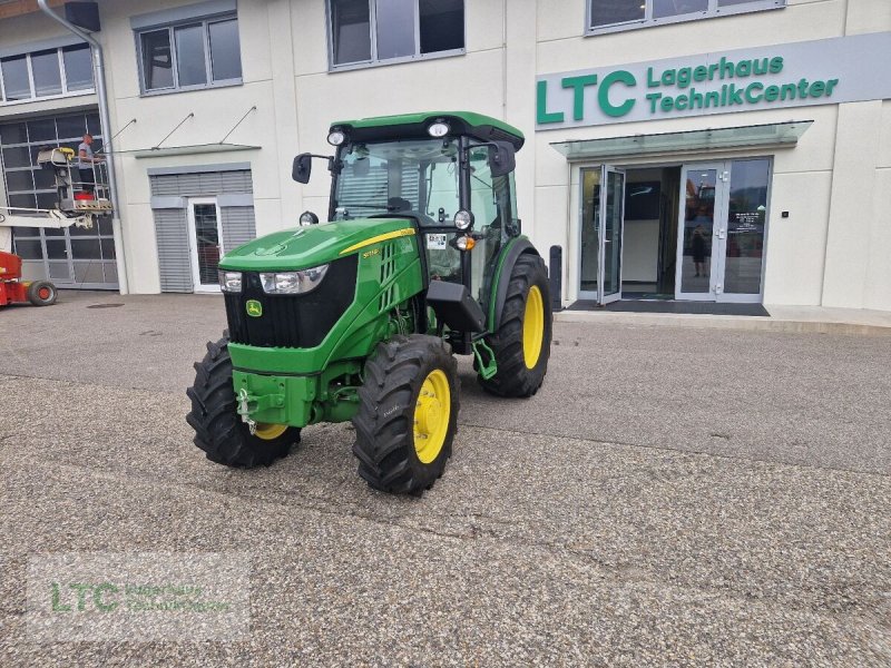 Schmalspurtraktor des Typs John Deere 5075 GF, Neumaschine in Korneuburg (Bild 1)