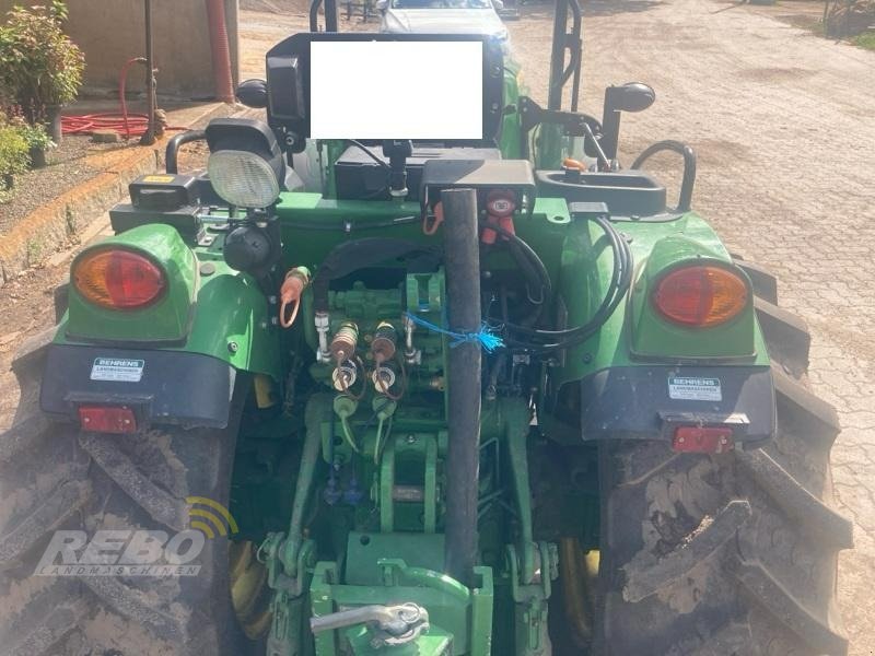 Schmalspurtraktor des Typs John Deere 5075 GL, Gebrauchtmaschine in Albersdorf (Bild 7)