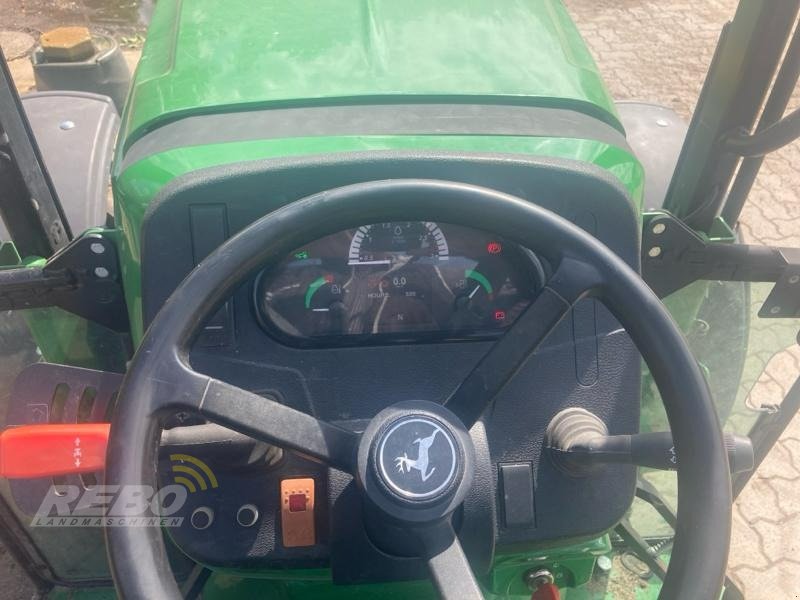 Schmalspurtraktor des Typs John Deere 5075 GL, Gebrauchtmaschine in Albersdorf (Bild 8)