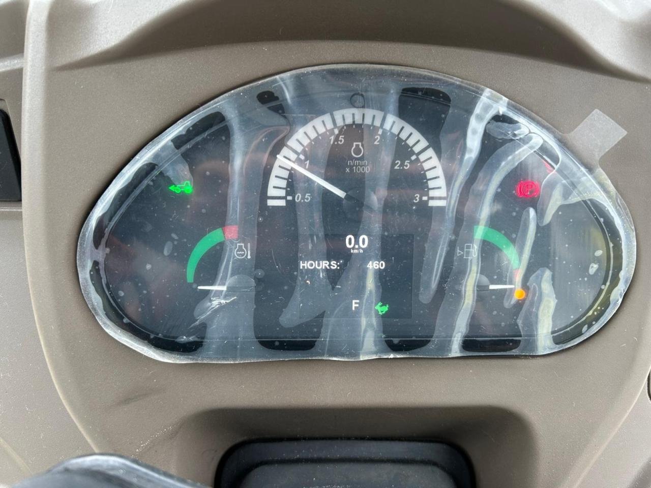 Schmalspurtraktor typu John Deere 5090GV 102PS gef.VA, Vorführmaschine v Worms (Obrázek 6)