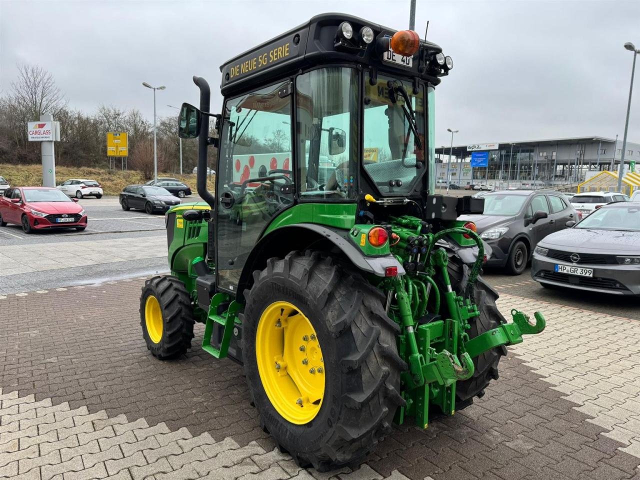 Schmalspurtraktor Türe ait John Deere 5090GV Stufe V, Neumaschine içinde Worms (resim 4)
