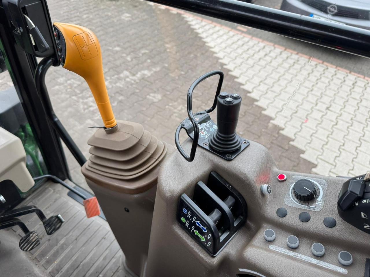 Schmalspurtraktor Türe ait John Deere 5090GV Stufe V, Neumaschine içinde Worms (resim 12)