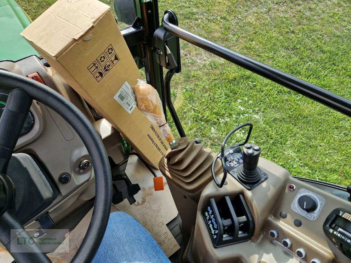Schmalspurtraktor des Typs John Deere 5105GN, Neumaschine in Eggendorf (Bild 17)