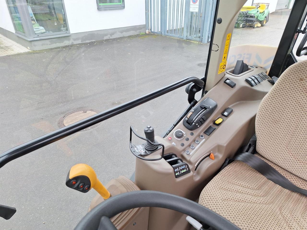 Schmalspurtraktor Türe ait John Deere 5115GN, Neumaschine içinde Niederkirchen (resim 10)