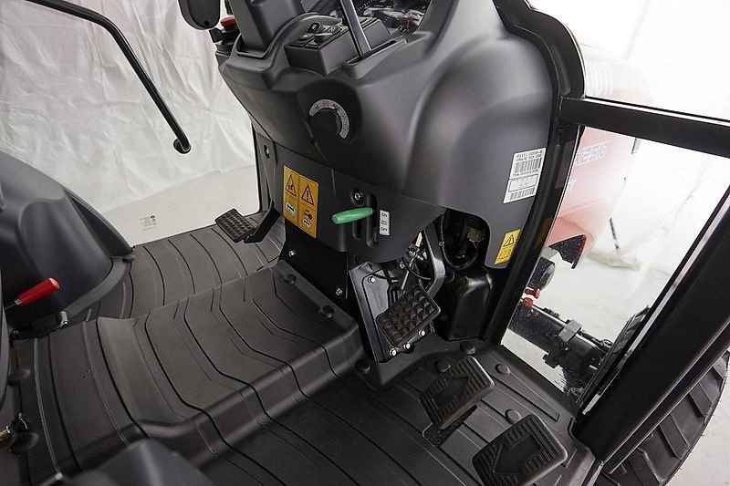 Schmalspurtraktor des Typs Kioti CX2510CH, Neumaschine in Wien (Bild 5)