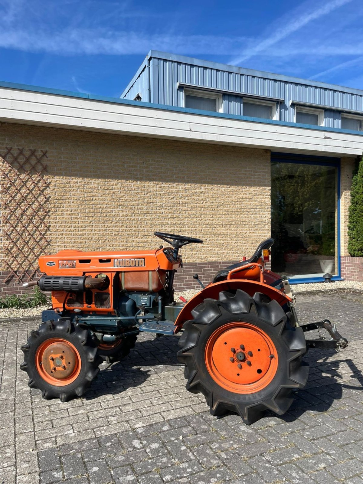 Schmalspurtraktor typu Kubota B7001, Gebrauchtmaschine v Goor (Obrázek 2)