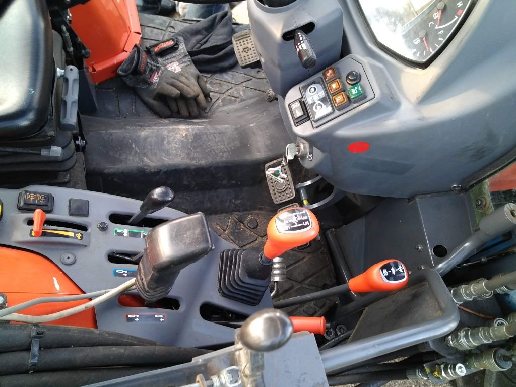 Schmalspurtraktor typu Kubota M5071N, Gebrauchtmaschine v ARBOIS (Obrázek 6)