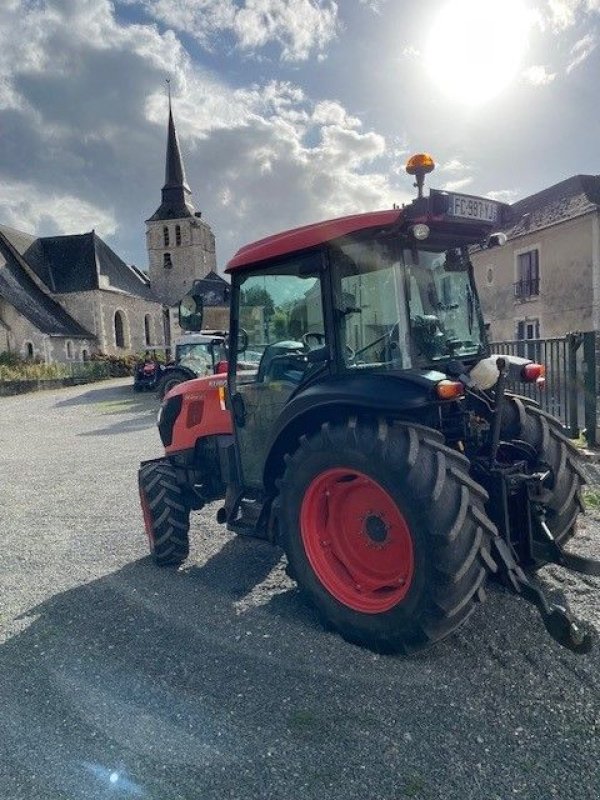 Schmalspurtraktor des Typs Kubota M5091, Gebrauchtmaschine in SAINT GERMAIN D'ARCE (Bild 2)