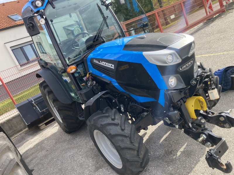Schmalspurtraktor typu Landini Rex 4.080 GT, Neumaschine v Oberweidelham