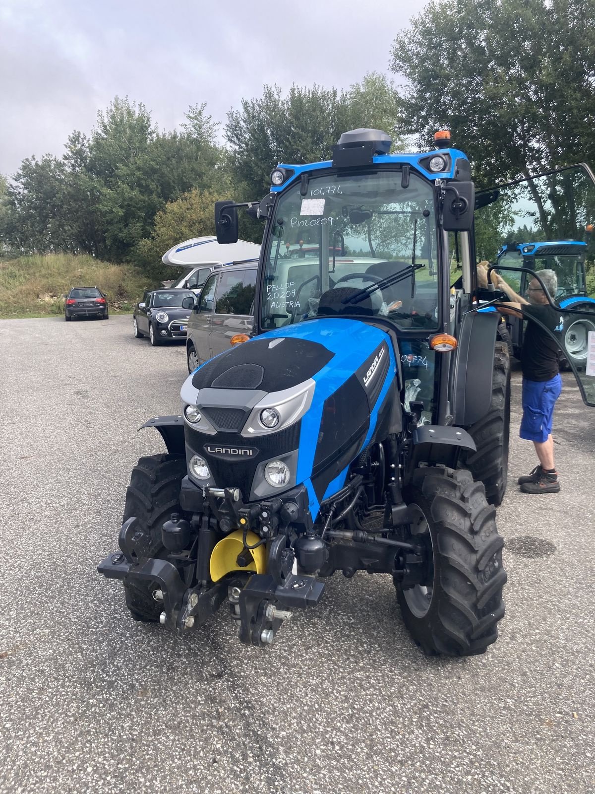 Schmalspurtraktor typu Landini Rex 4.080 GT, Neumaschine v Oberweidelham (Obrázek 5)