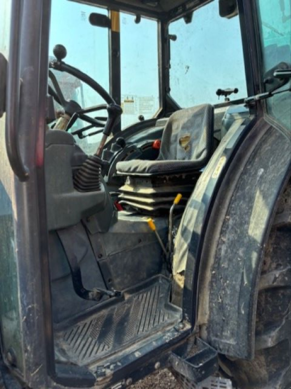 Schmalspurtraktor van het type Landini REX 80 F, Gebrauchtmaschine in LIZAC (Foto 3)