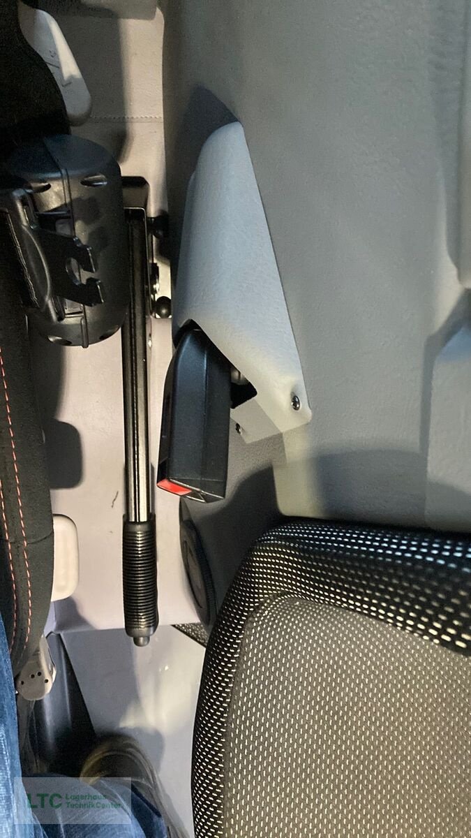 Schmalspurtraktor des Typs Lindner Lintrac 80, Gebrauchtmaschine in Großpetersdorf (Bild 23)