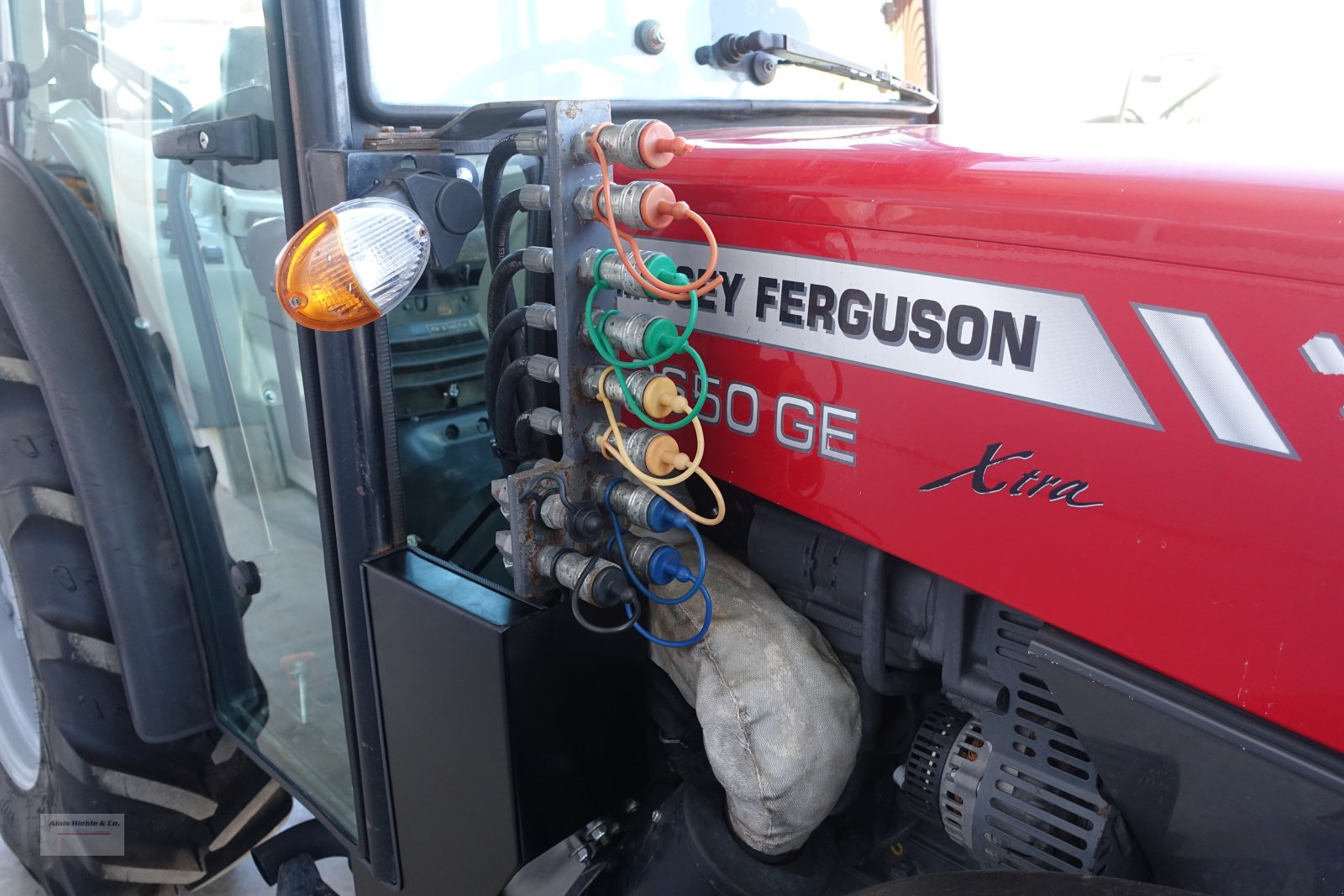 Schmalspurtraktor typu Massey Ferguson 3650GE, Gebrauchtmaschine v Tapfheim (Obrázek 3)