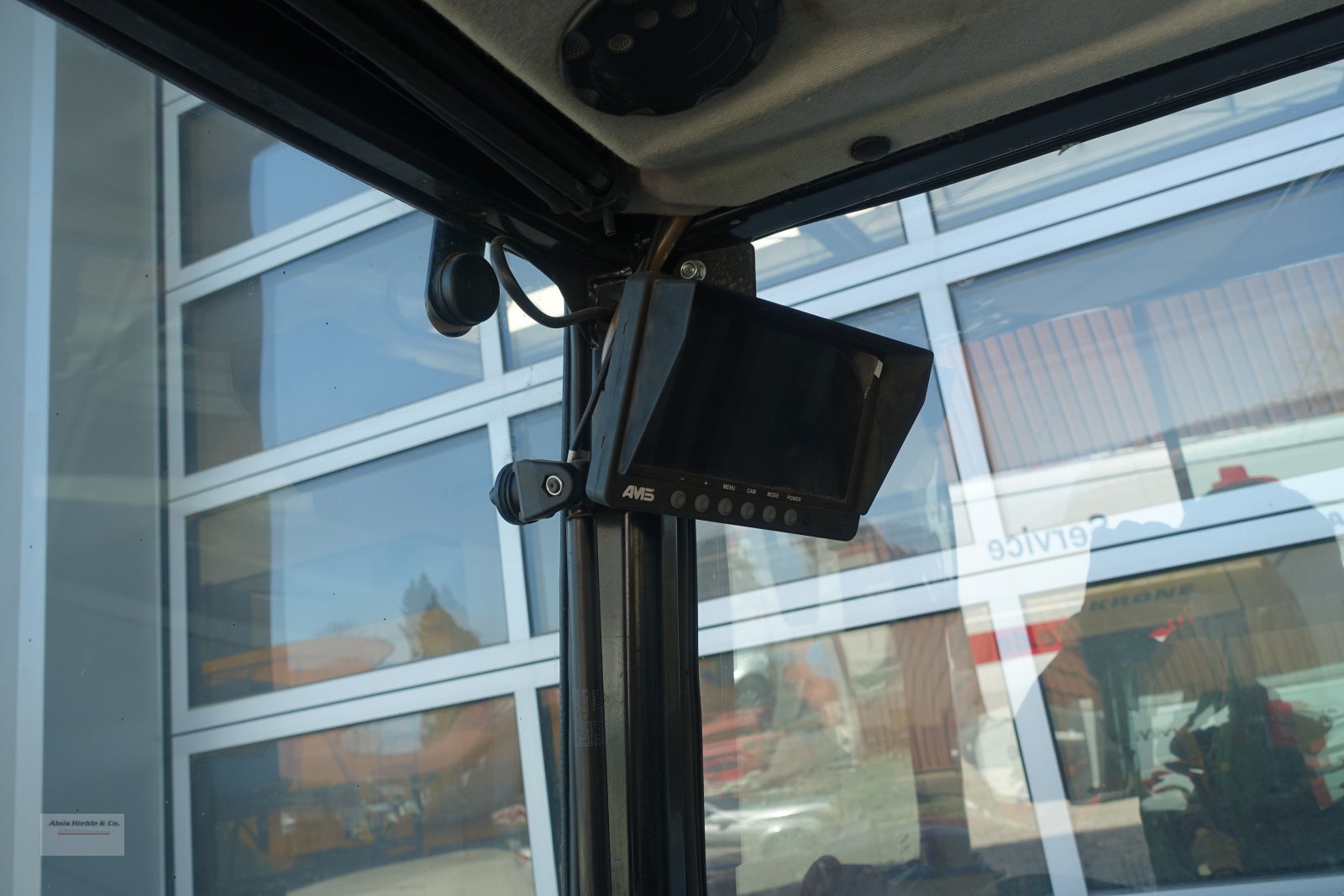 Schmalspurtraktor typu Massey Ferguson 3650GE, Gebrauchtmaschine v Tapfheim (Obrázek 5)