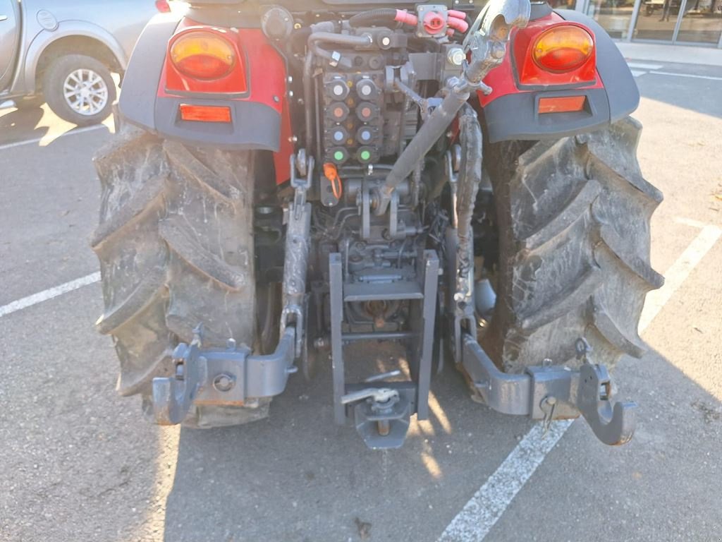 Schmalspurtraktor des Typs Massey Ferguson 3709GE EFF, Gebrauchtmaschine in NOVES (Bild 5)